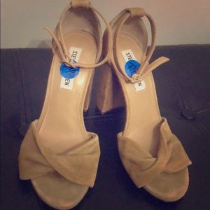 Steve Madden leather upper heels